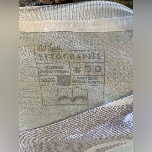 Litographs Pride and Prejudice tee - Picture 5 of 6